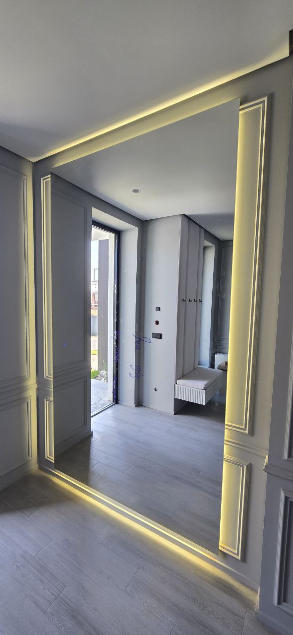 дзеркало з підсвіткою в ужгороді