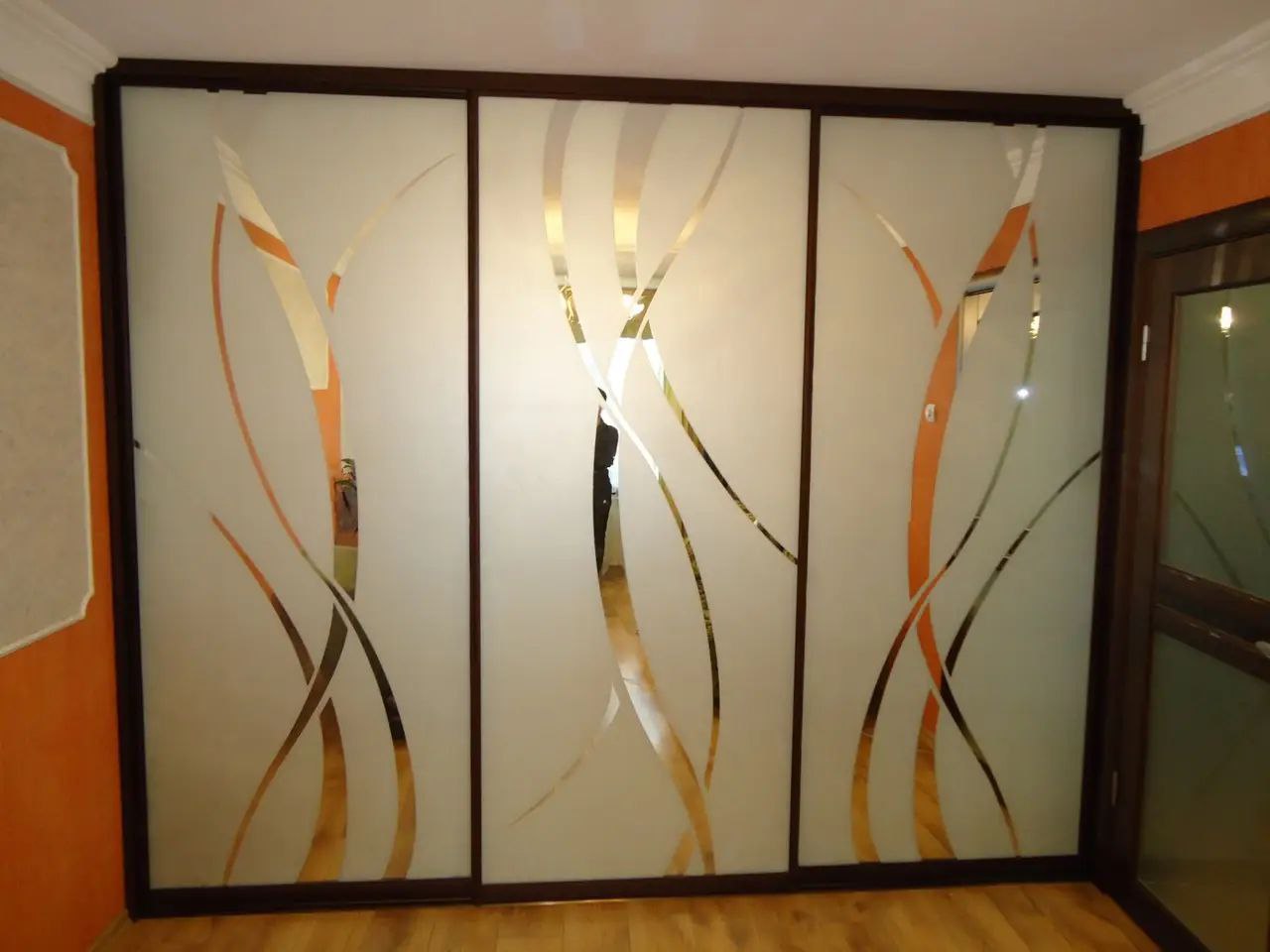 скло з піскоструєм в ужгороді